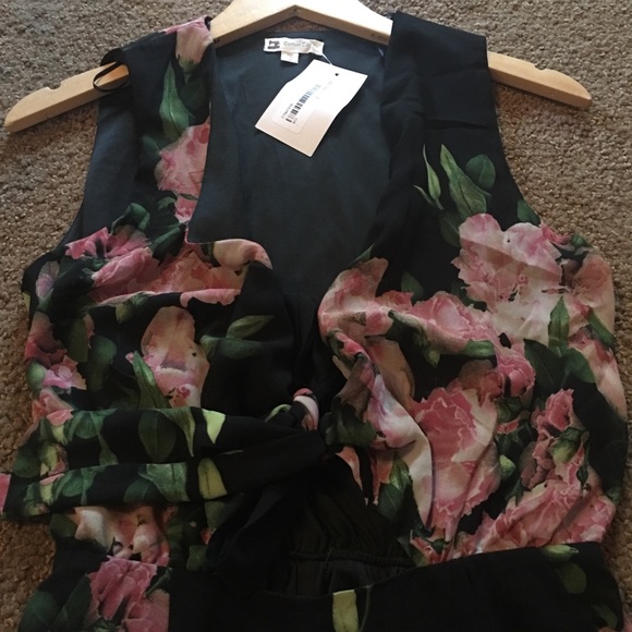 Black Floral Romper - Picture 2 of 3